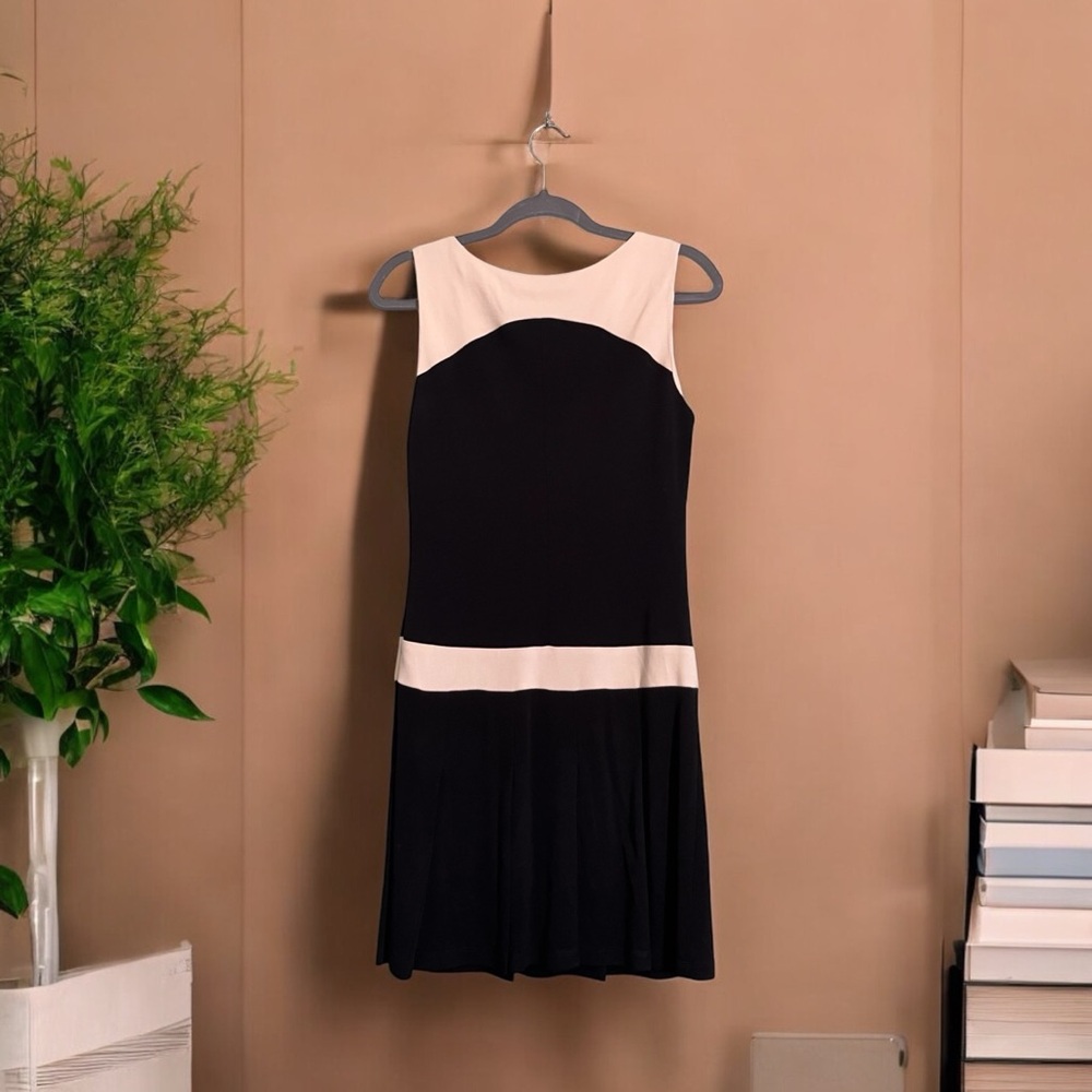 ABS Allen Schwartz Dress Size M Black Cream Pleated Y2K Shift Mini - Picture 5 of 10